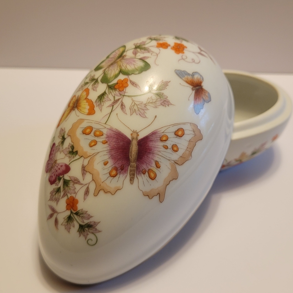 Avon White Ceramic Egg with Butterfly and Floral Design